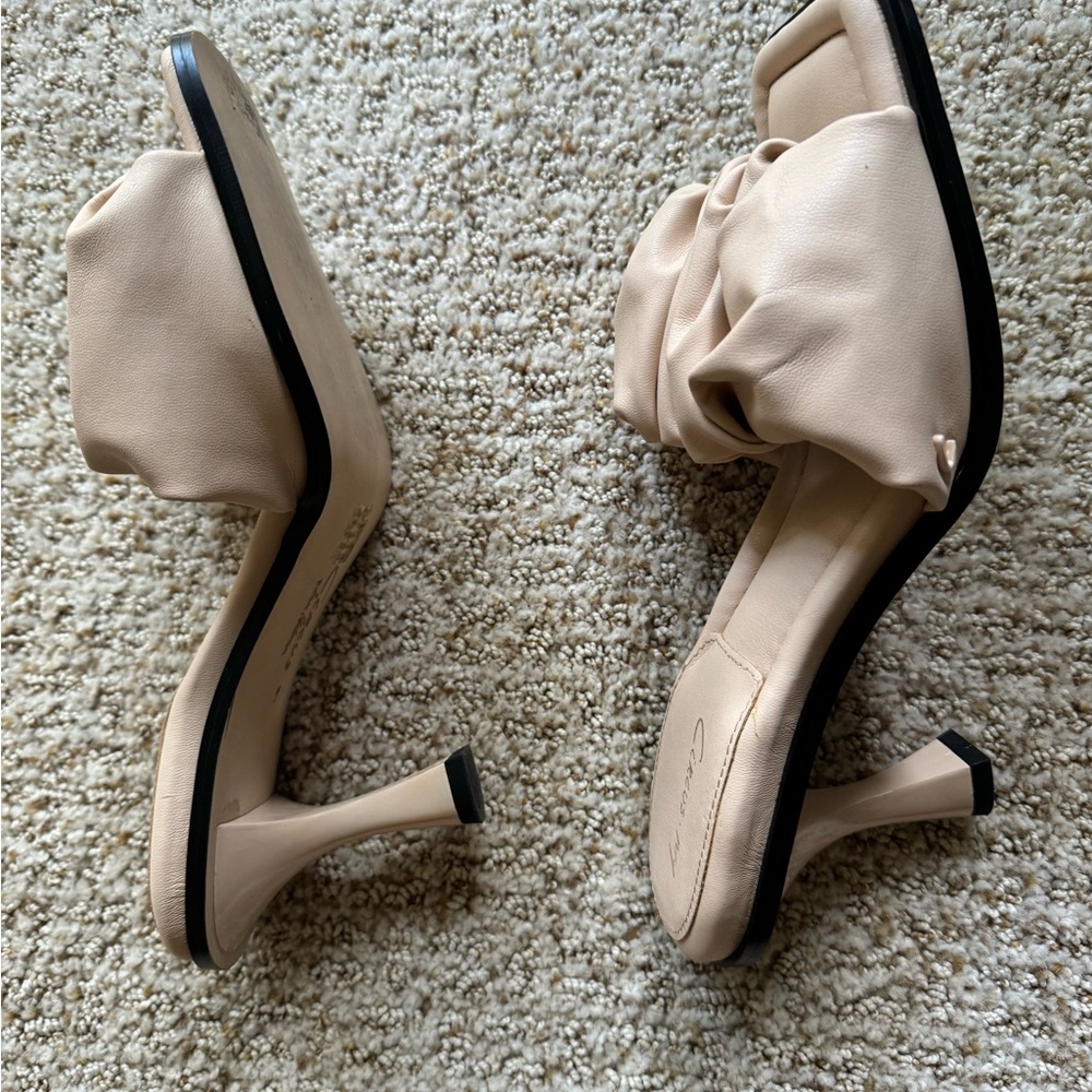 Circus by Sam Edelman Cream Heeled Mules with Ruched Design - Picture 6 of 7